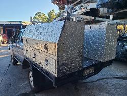 View Toyota Hilux 2001 4 Door Utility