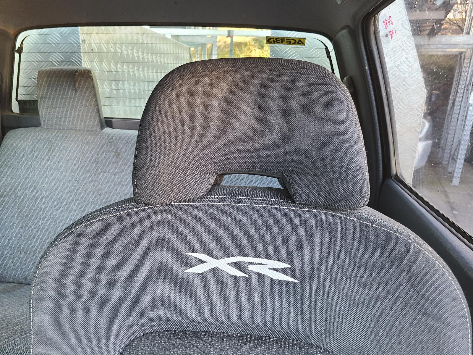 View Toyota Hilux 2001 4 Door Utility