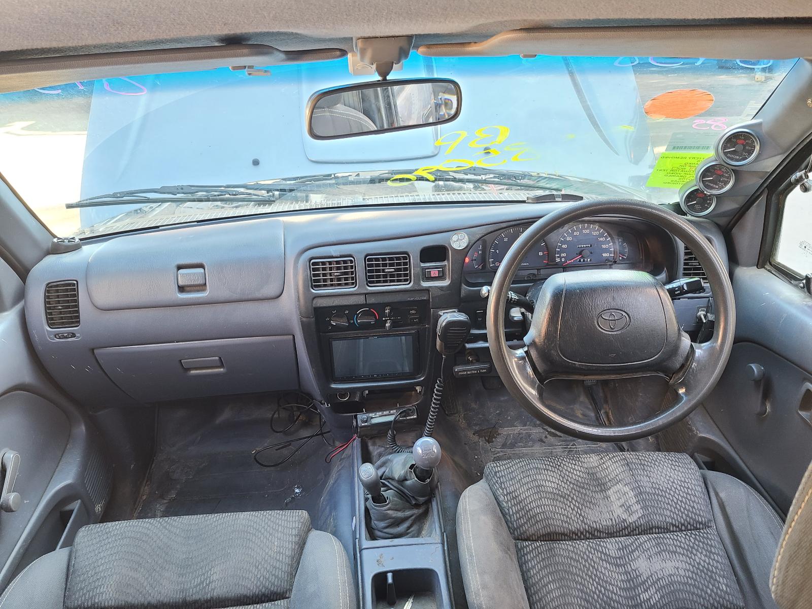 View Toyota Hilux 2001 4 Door Utility