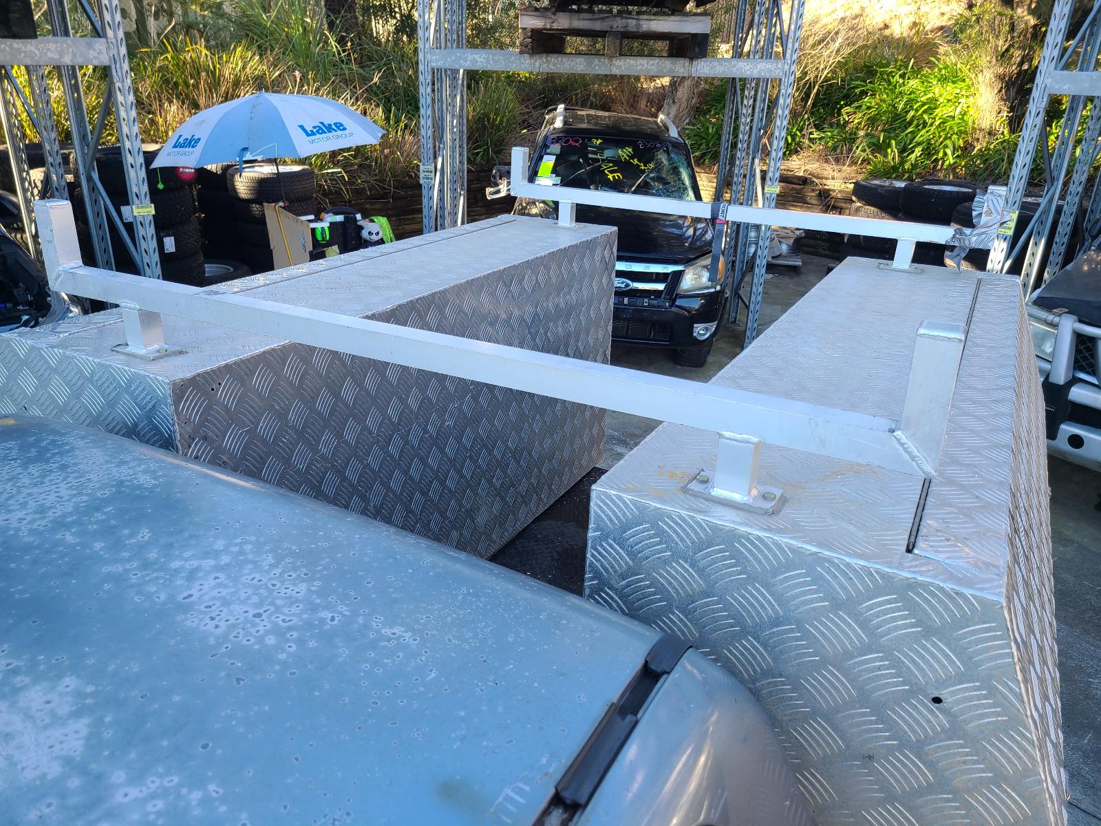 View Toyota Hilux 2001 4 Door Utility