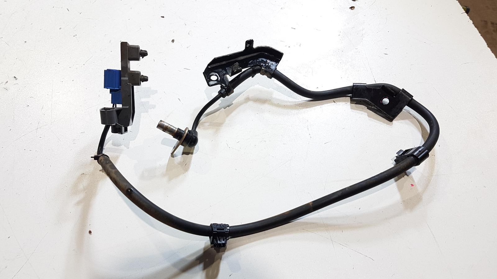 Abs Sensor Dmax Isuzu 2011