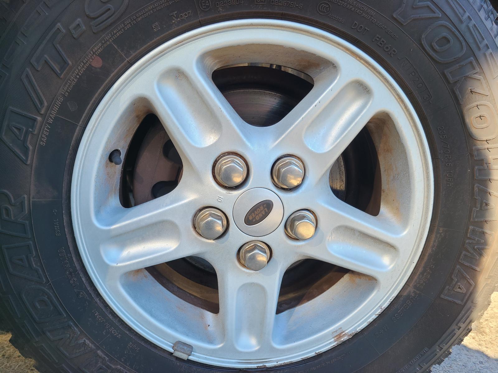 View Land Rover Discovery 2001  