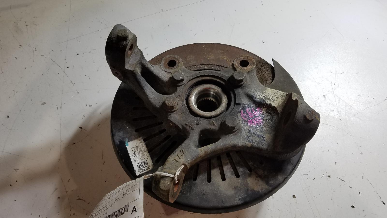 View Auto part Right Front Hub Assembly Holden Trailblazer 2016