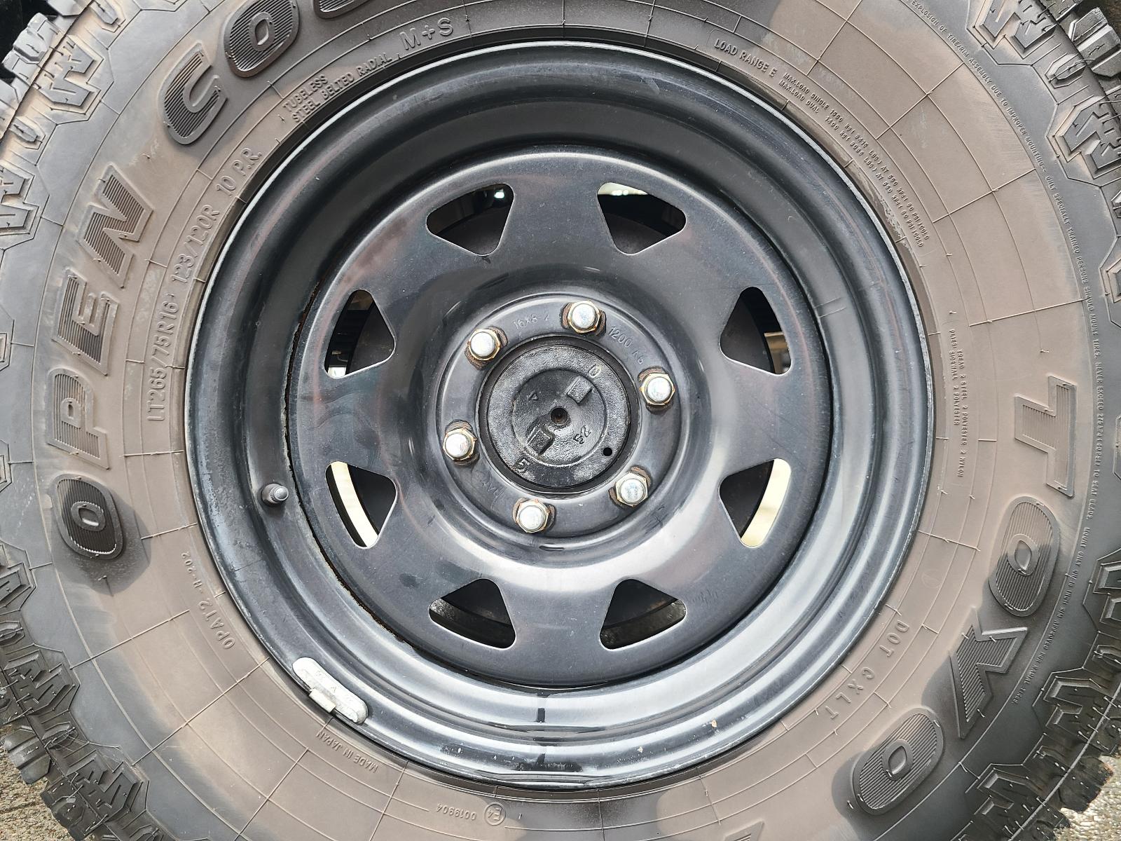 View Nissan Navara 2009  