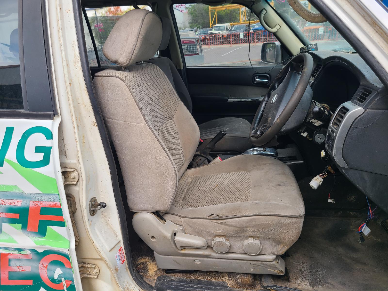 View Nissan Patrol 2010  