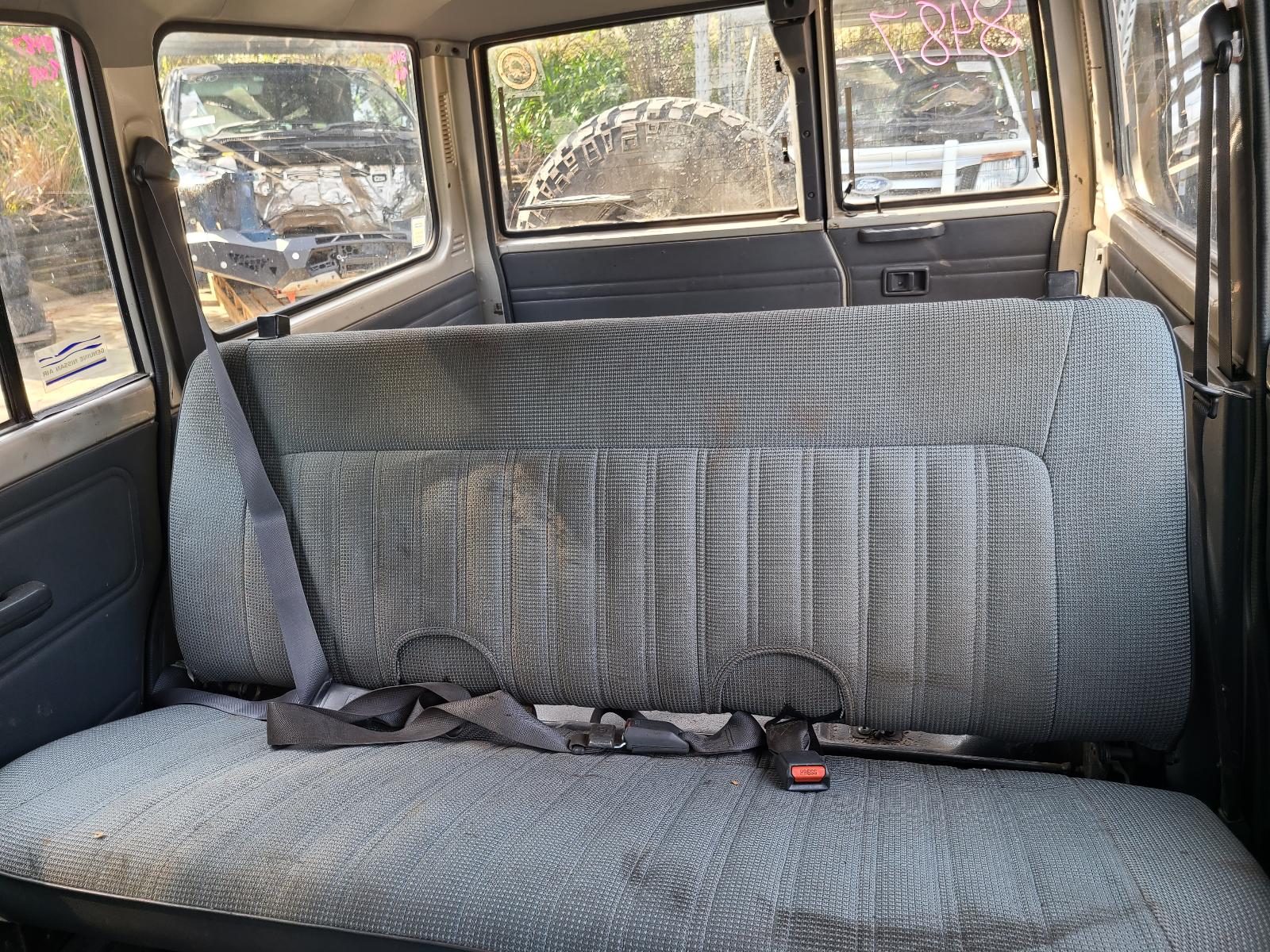 View Nissan Patrol 1992 4 Door Station Wagon