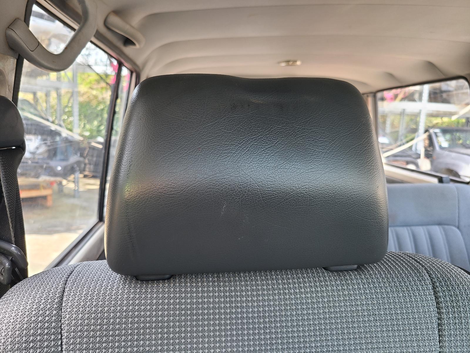 View Nissan Patrol 1992 4 Door Station Wagon