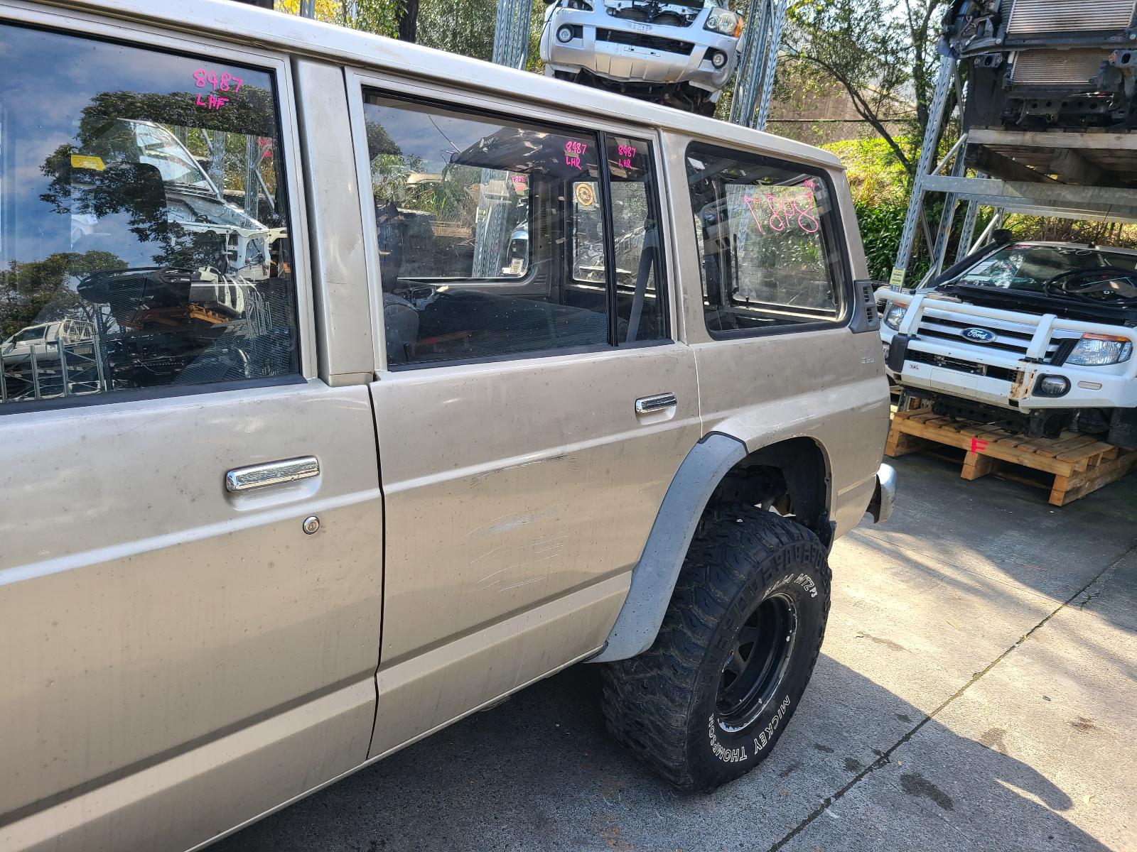 View Nissan Patrol 1992 4 Door Station Wagon