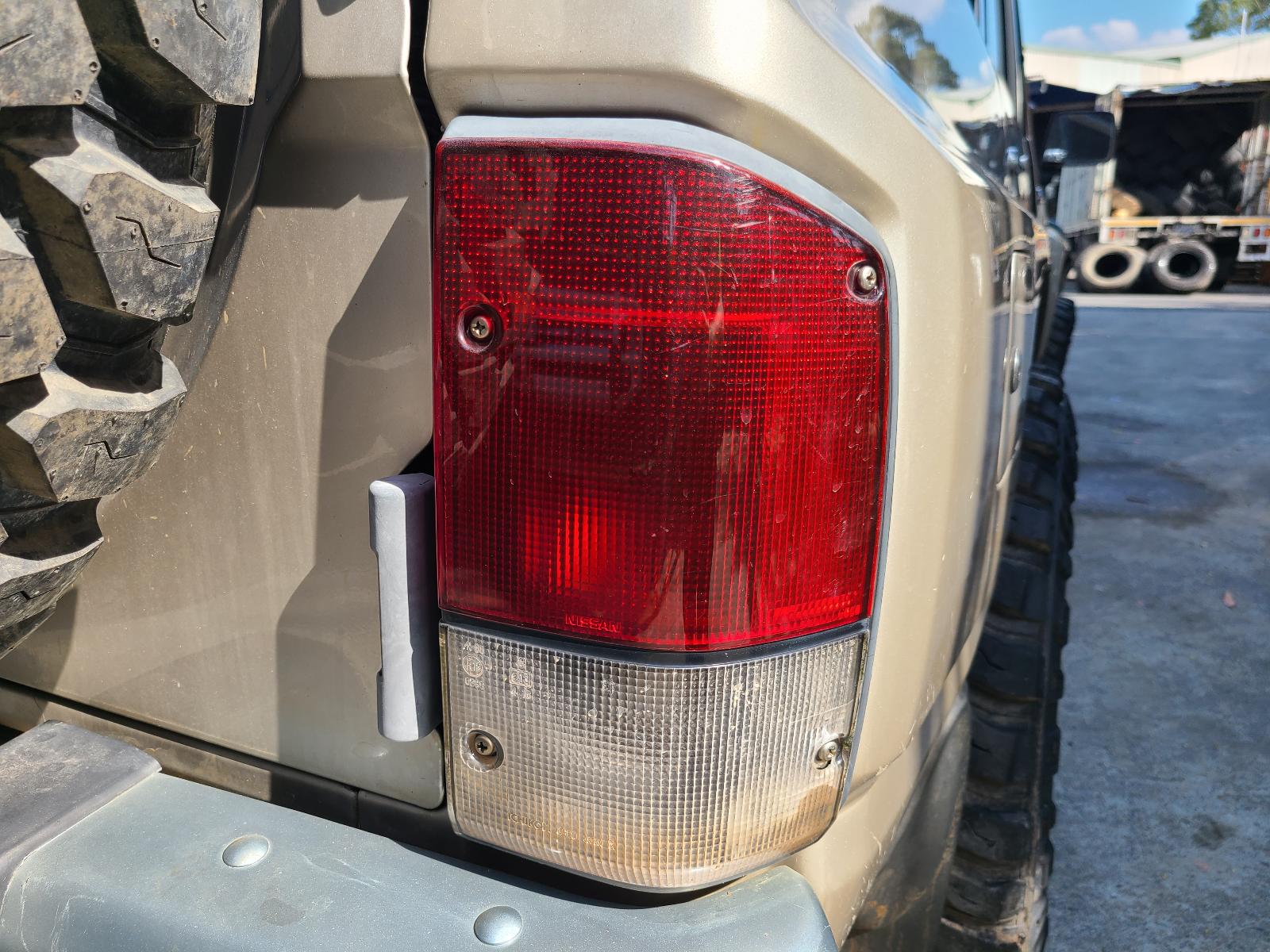 View Nissan Patrol 1992 4 Door Station Wagon