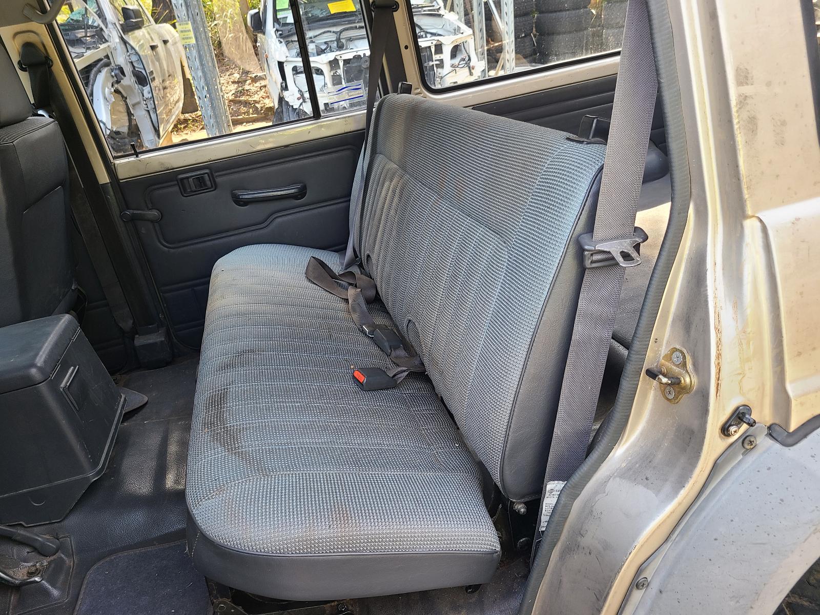 View Nissan Patrol 1992 4 Door Station Wagon