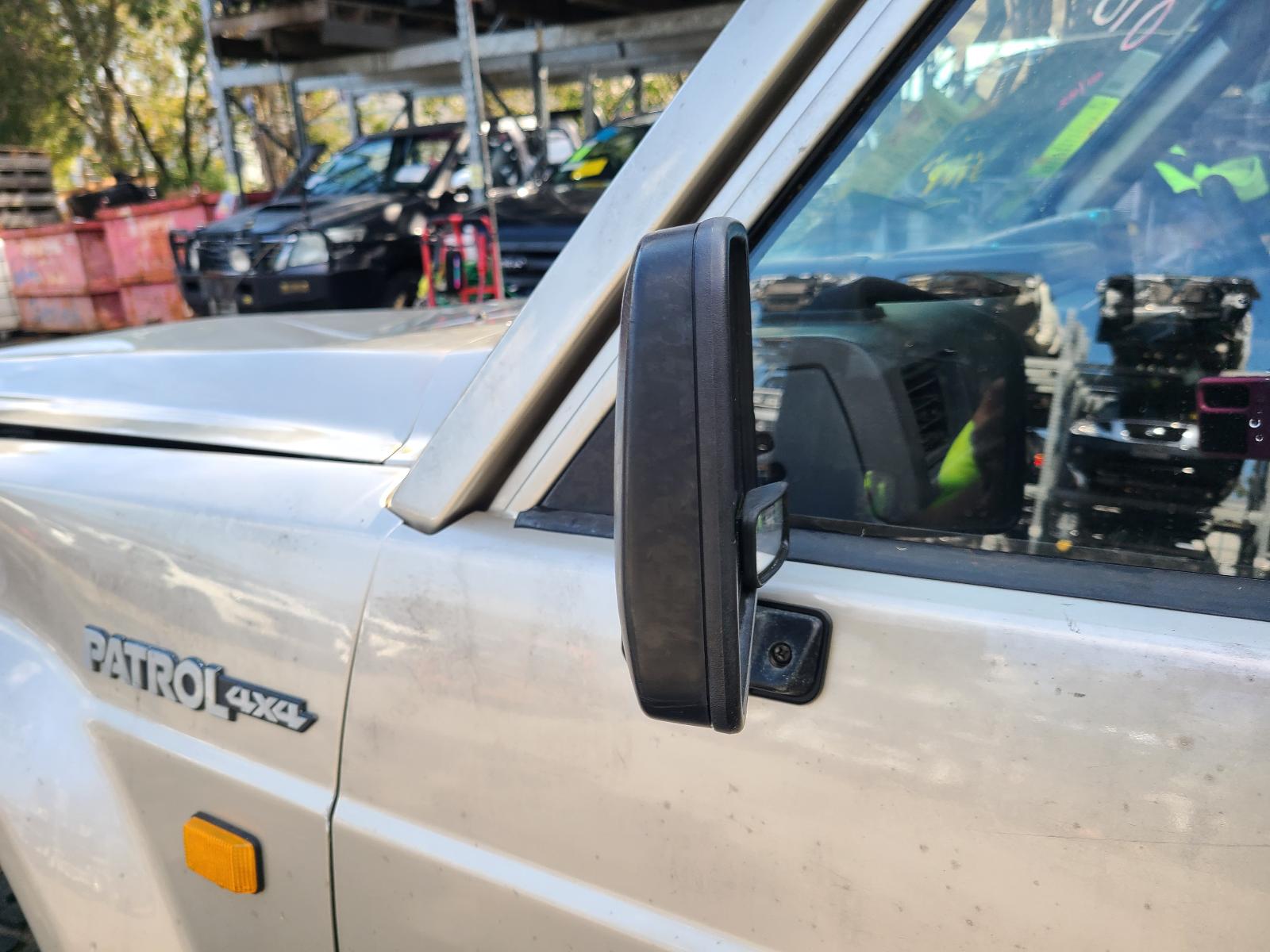 View Nissan Patrol 1992 4 Door Station Wagon