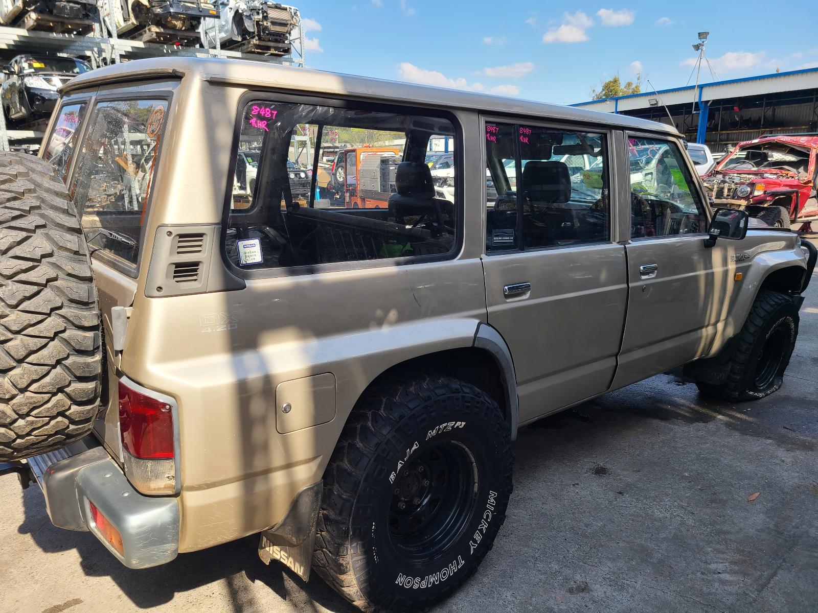 View Nissan Patrol 1992 4 Door Station Wagon