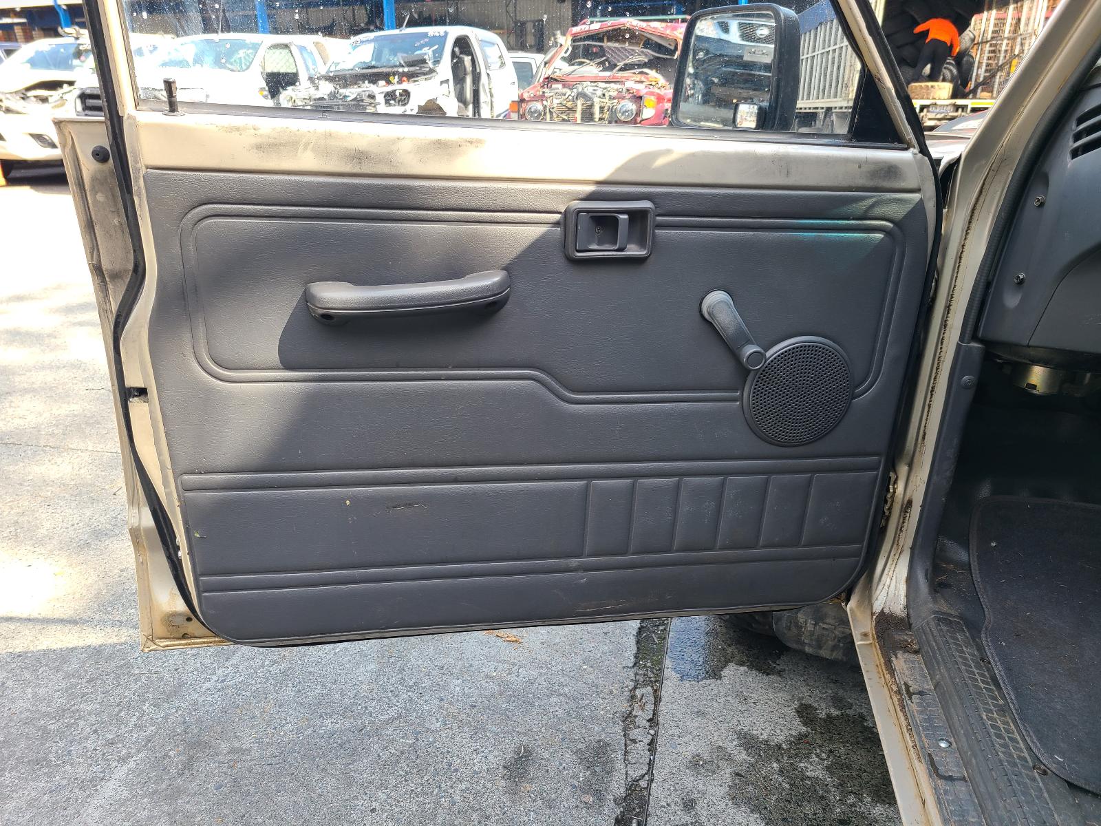 View Nissan Patrol 1992 4 Door Station Wagon