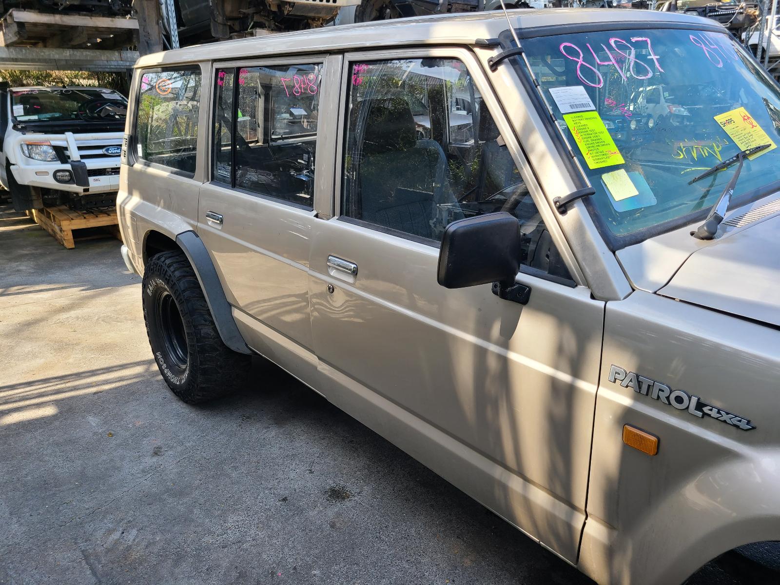 View Nissan Patrol 1992 4 Door Station Wagon