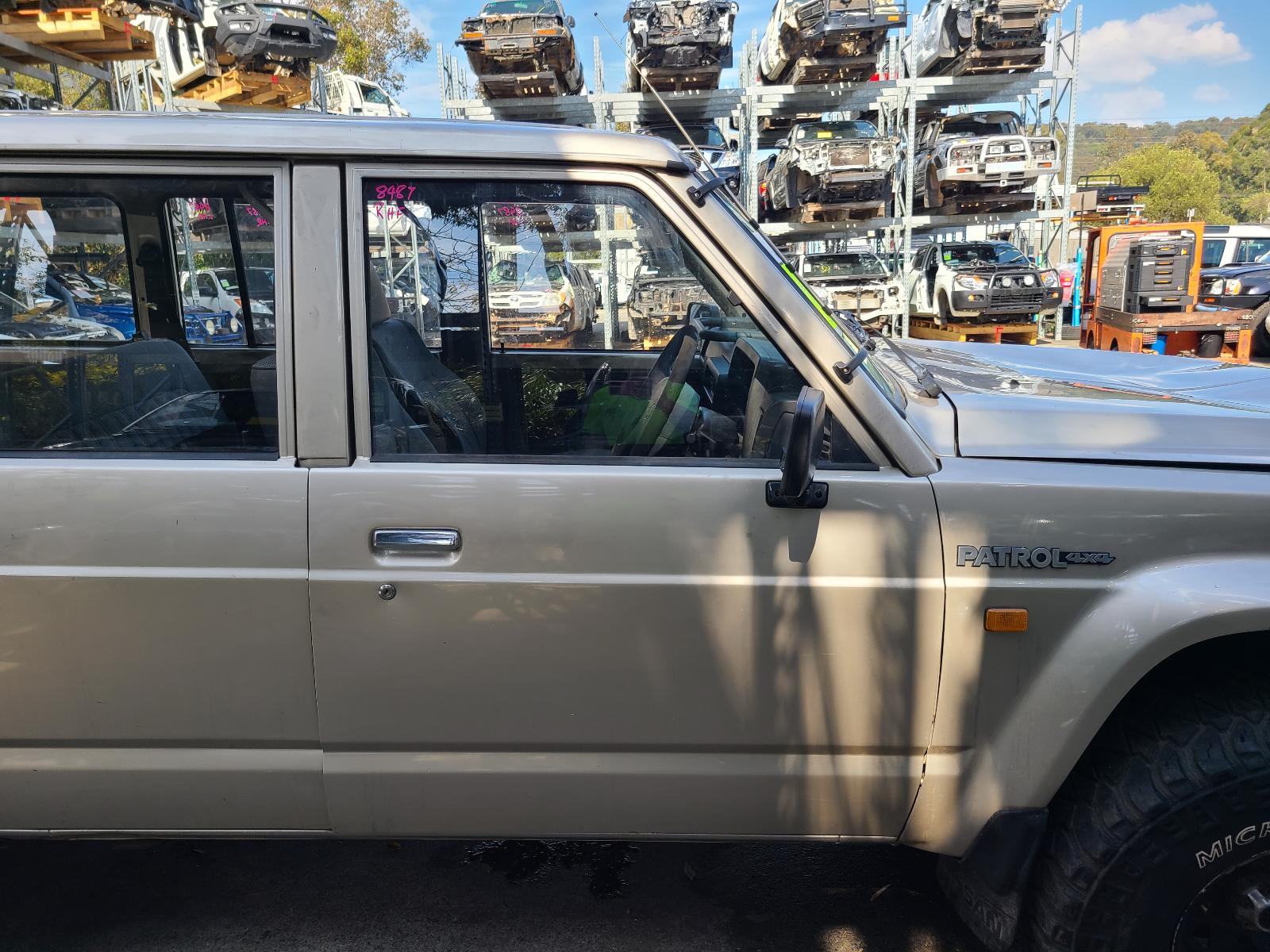 View Nissan Patrol 1992 4 Door Station Wagon