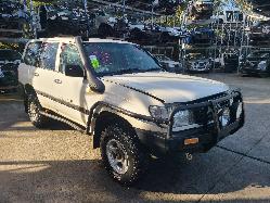 View Toyota Landcruiser 2001  