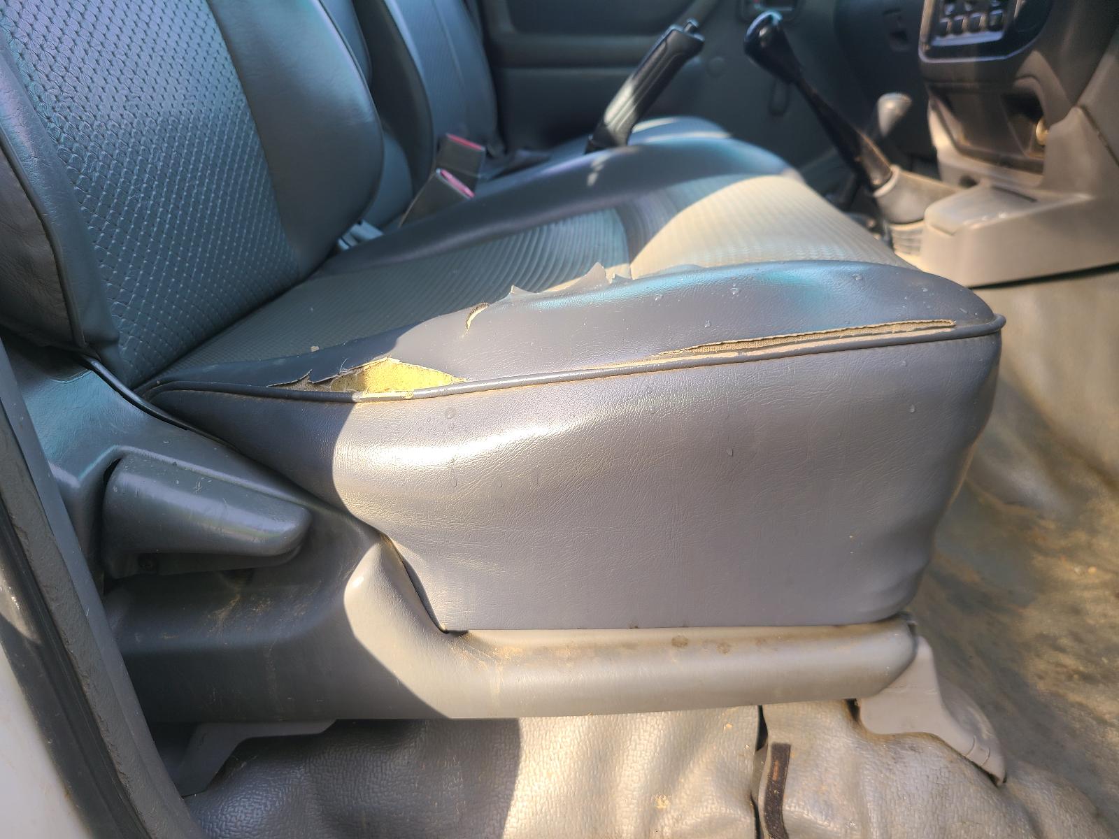 View Toyota Landcruiser 2001  