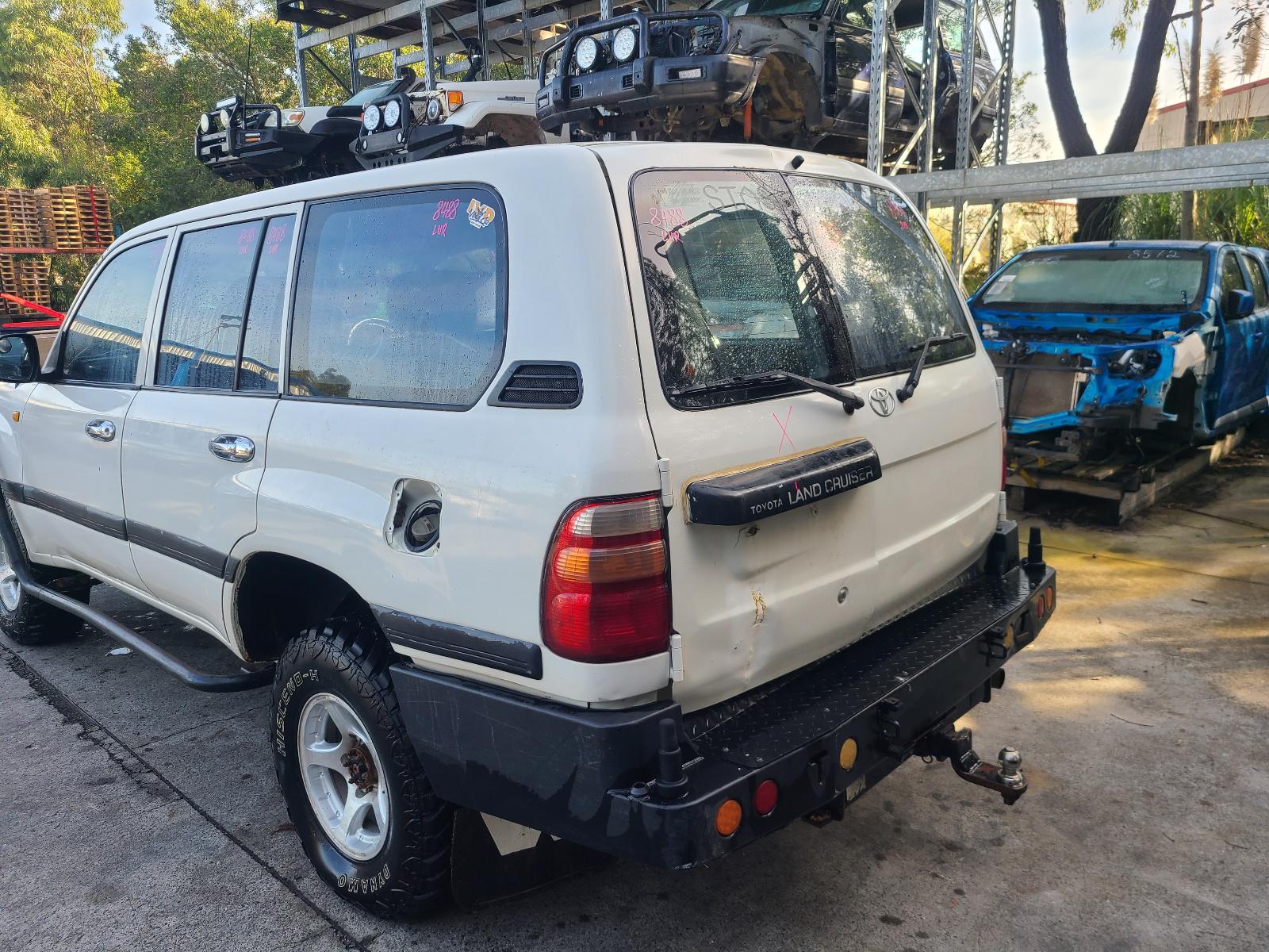 View Toyota Landcruiser 2001  