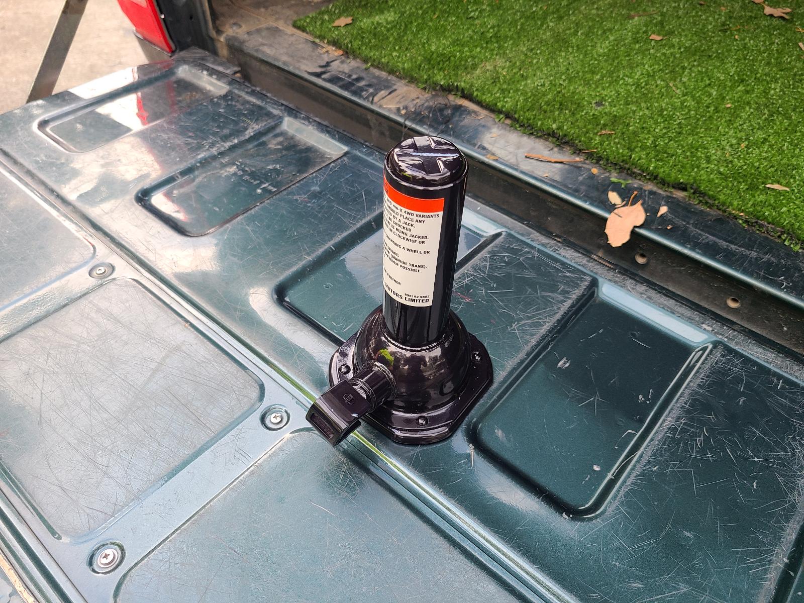 View Isuzu Dmax 2013 4 Door Utility