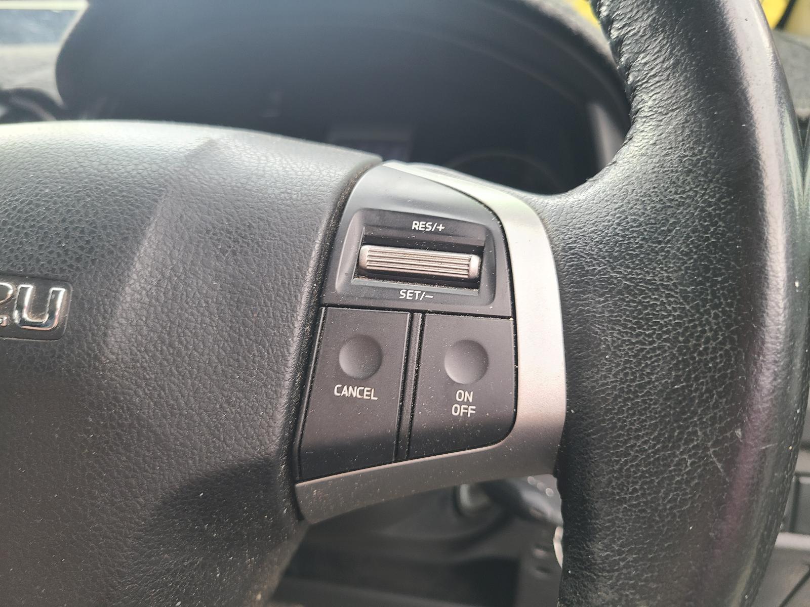 View Isuzu Dmax 2013 4 Door Utility
