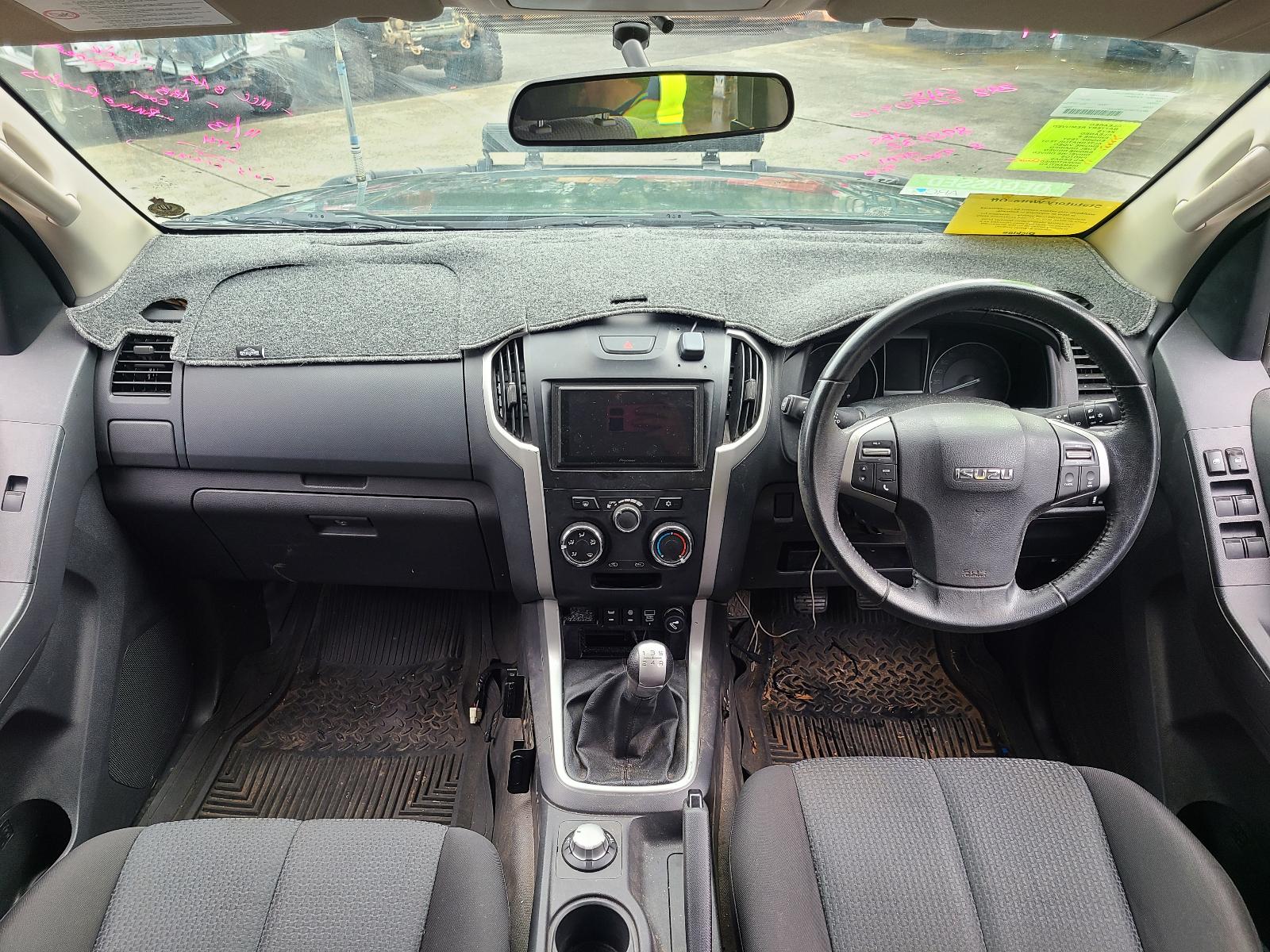 View Isuzu Dmax 2013 4 Door Utility