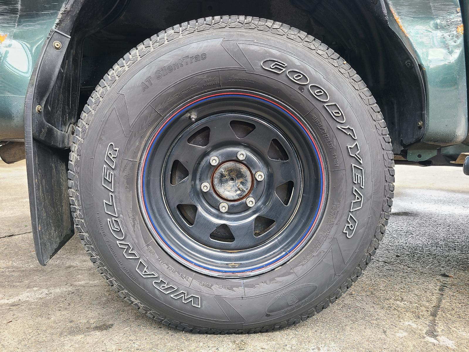 View Isuzu Dmax 2013 4 Door Utility