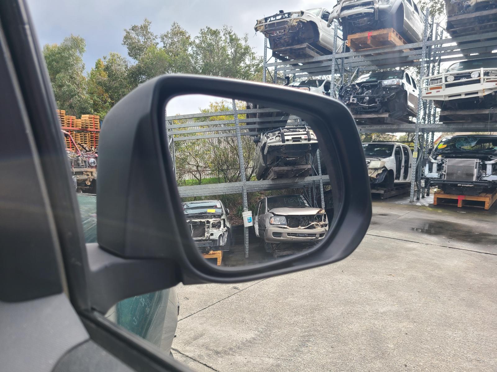 View Isuzu Dmax 2013 4 Door Utility