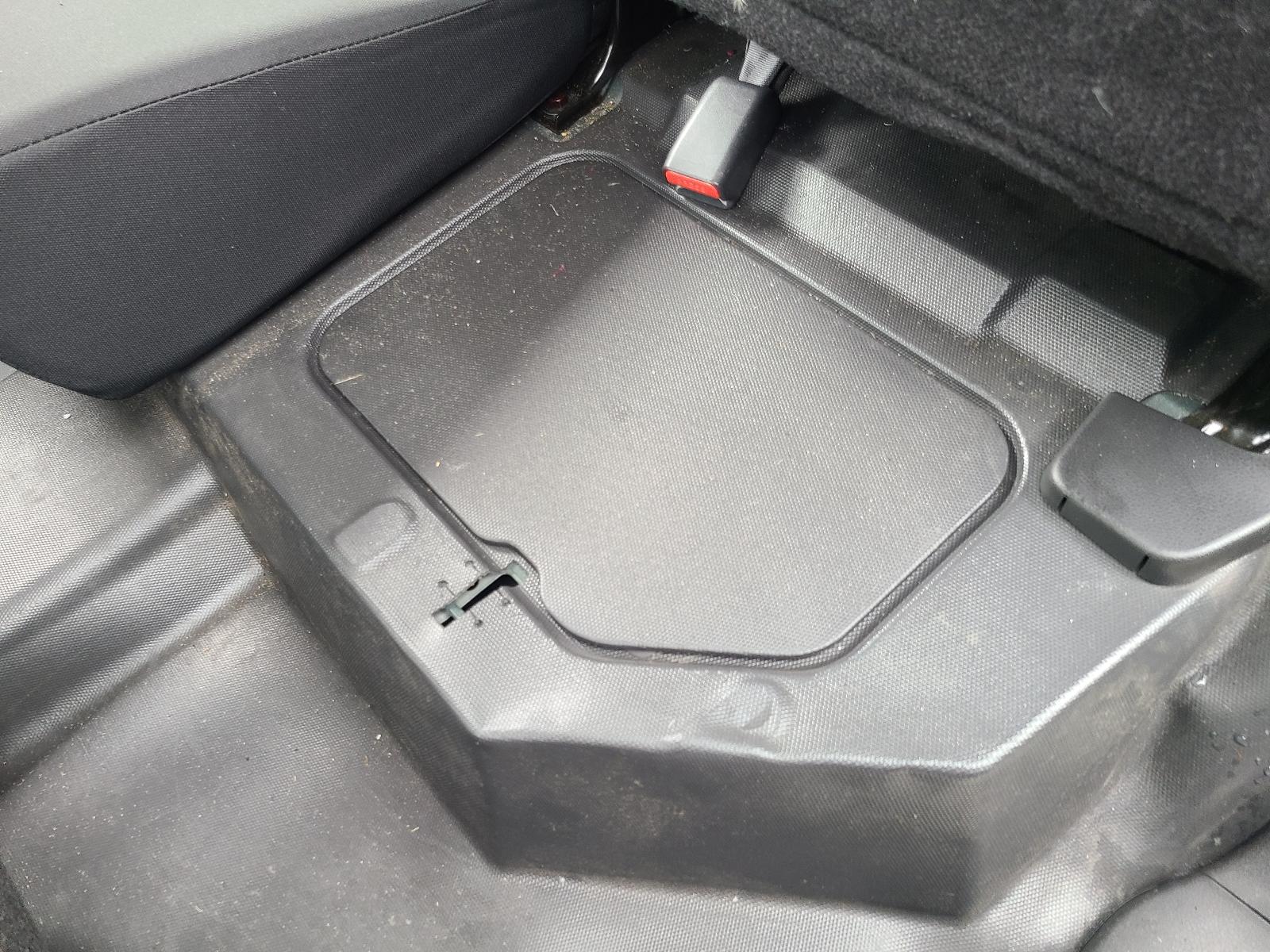View Isuzu Dmax 2013 4 Door Utility