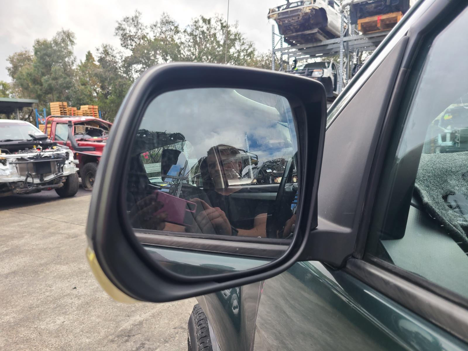 View Isuzu Dmax 2013 4 Door Utility