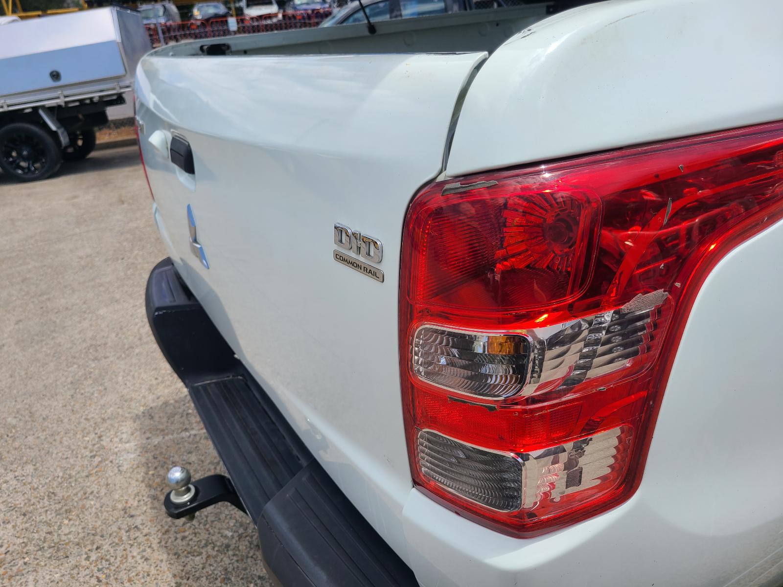 View Mitsubishi Triton 2018  