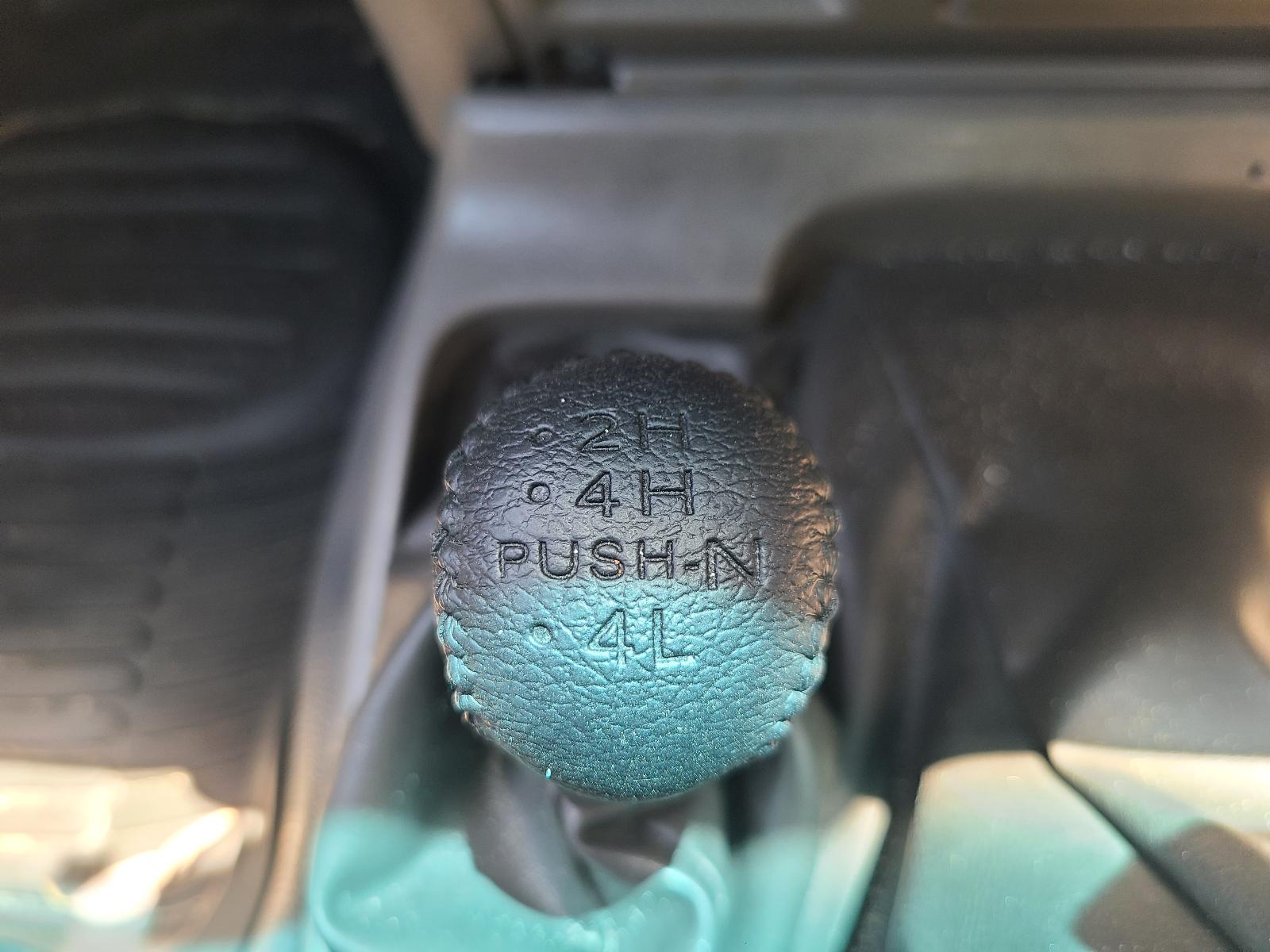 View Nissan Patrol 2001  