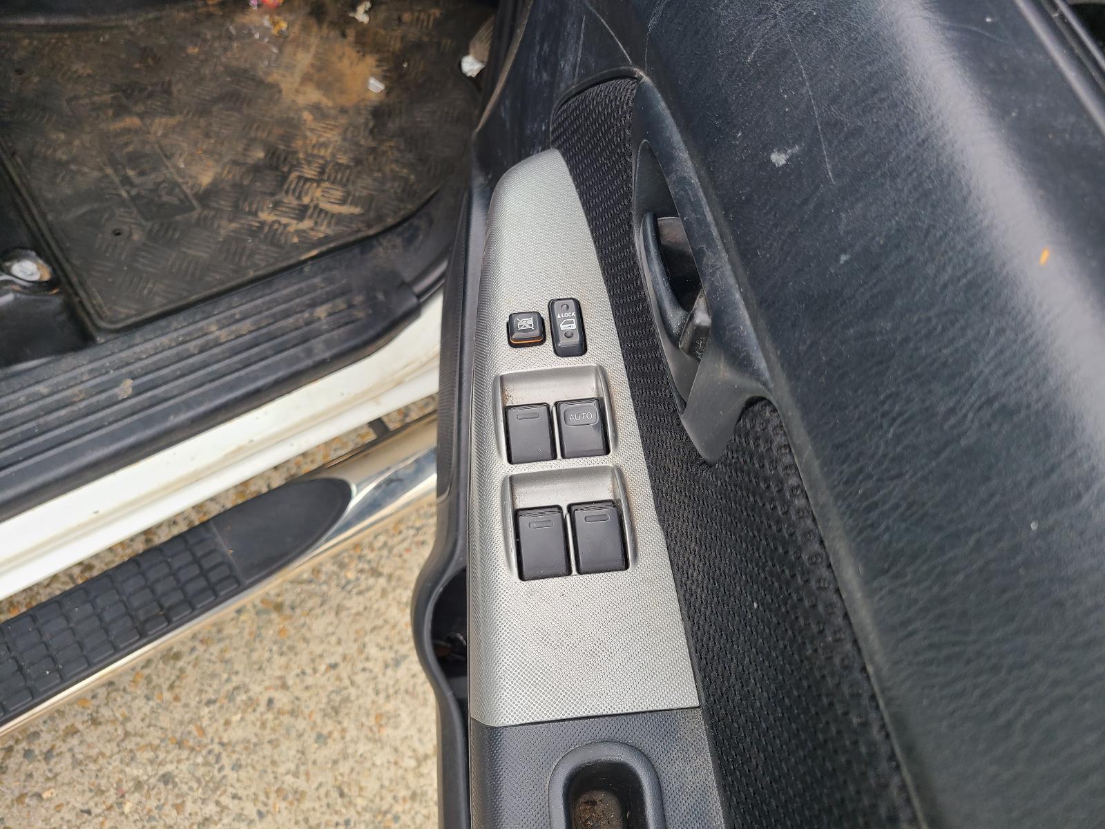 View Auto part Gear Stick/Shifter Toyota Hilux 2012