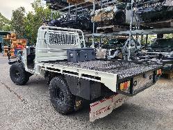 View Toyota Landcruiser 1999 2 Door Pickup