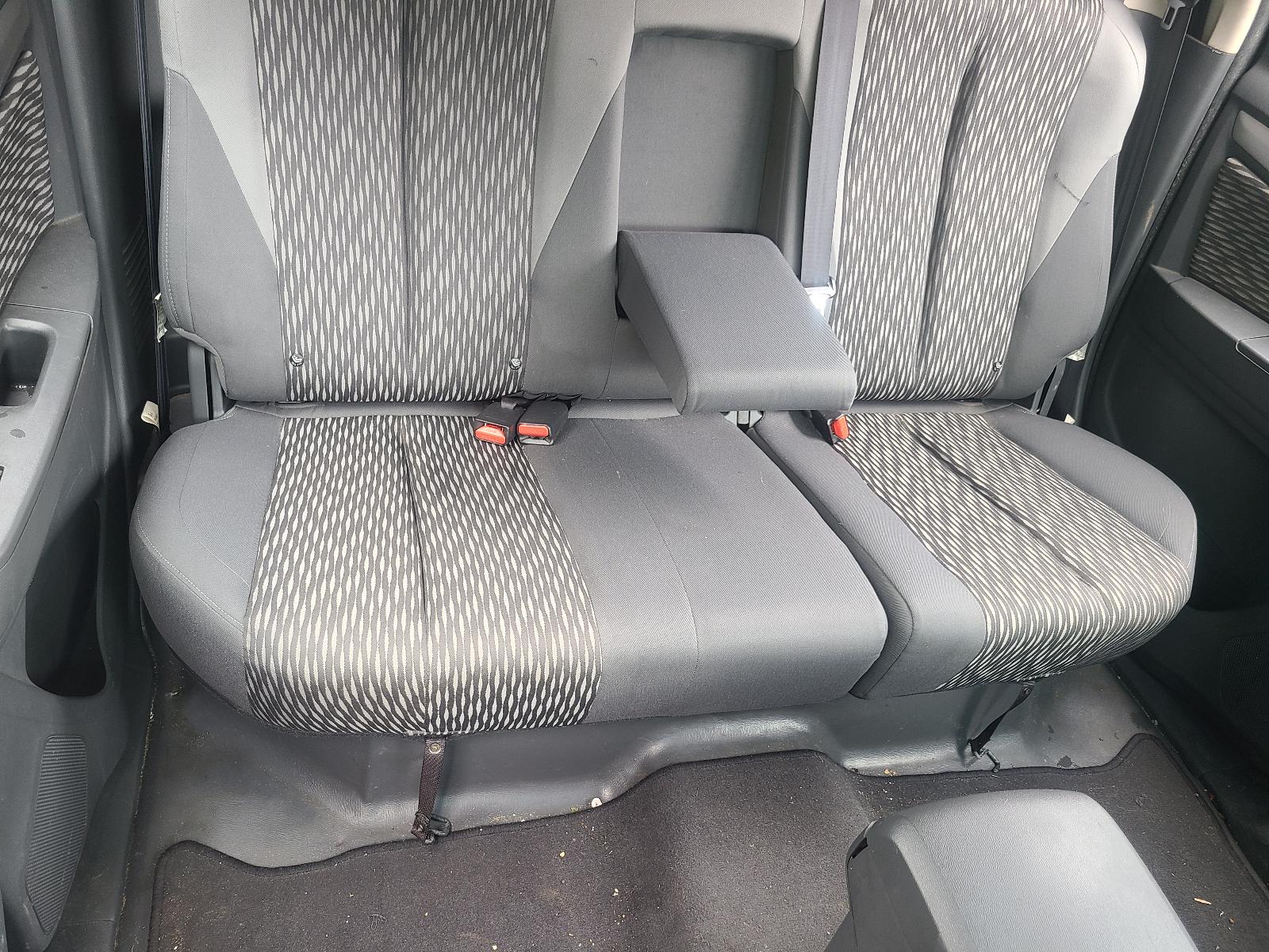 View Holden Colorado 2013  