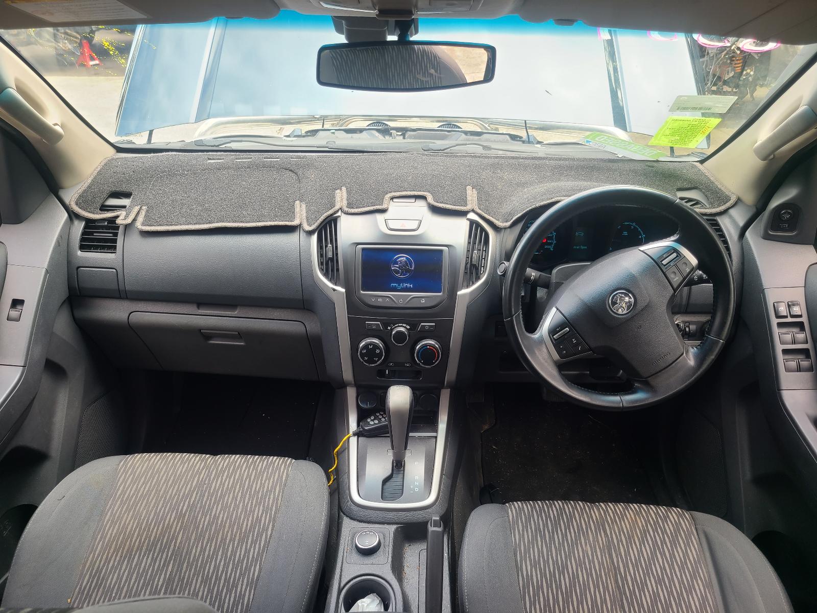 View Holden Colorado 2013  