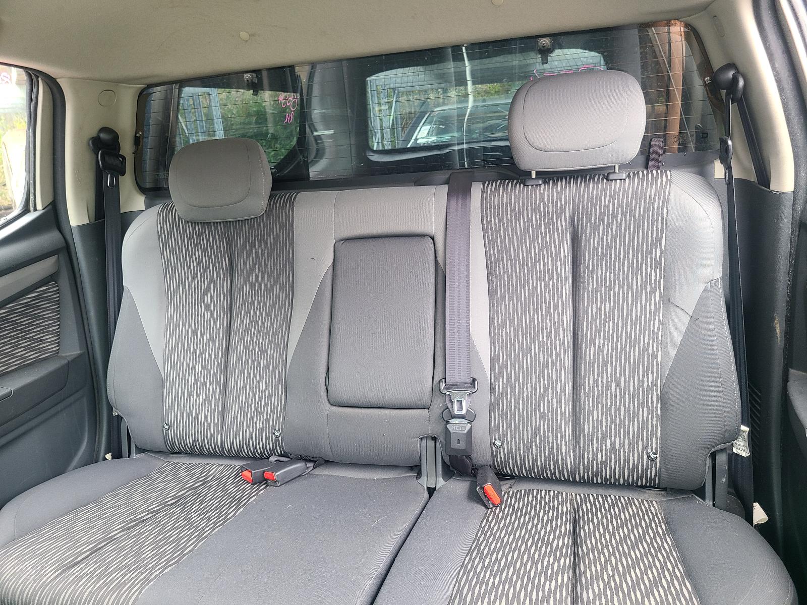 View Holden Colorado 2013  