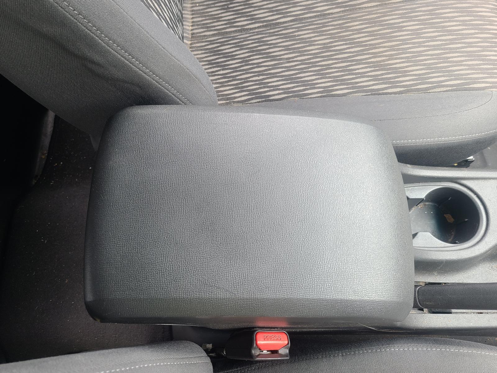 View Holden Colorado 2013  
