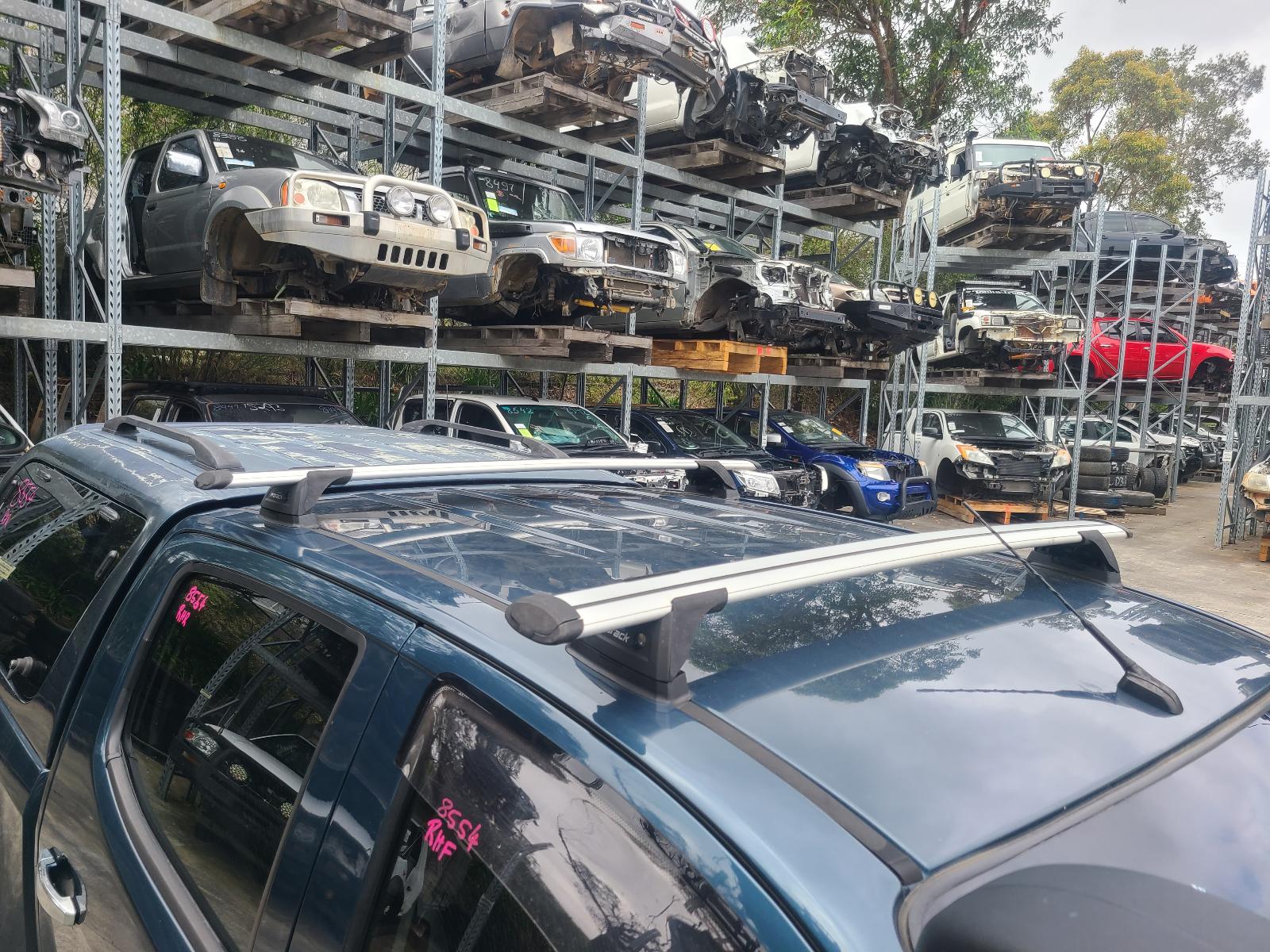 View Holden Colorado 2013  