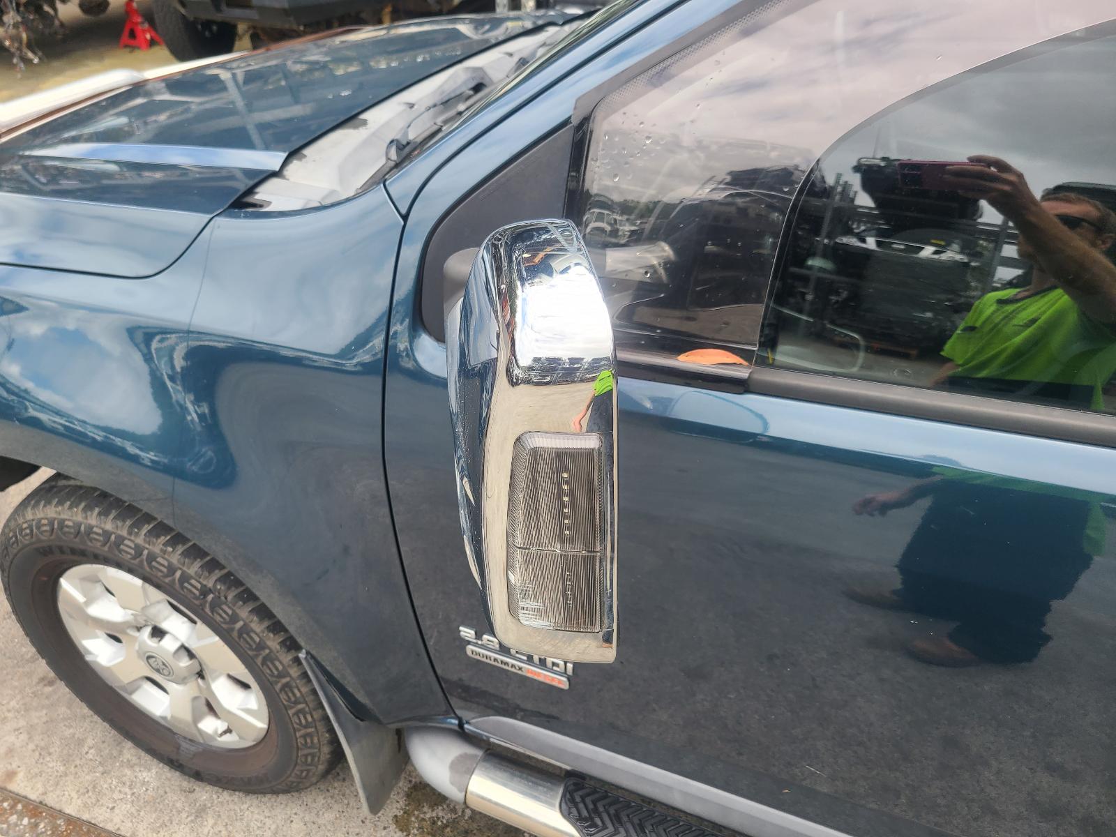 View Holden Colorado 2013  