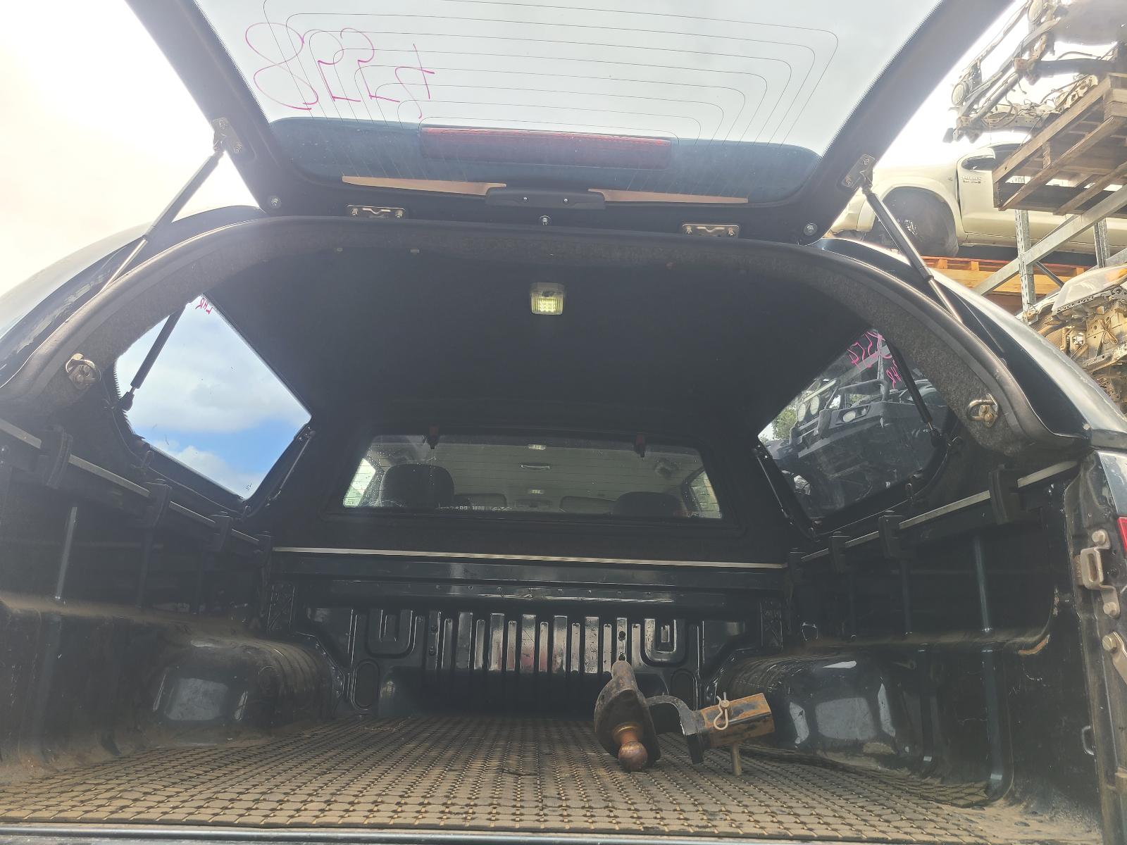 View Holden Colorado 2013  
