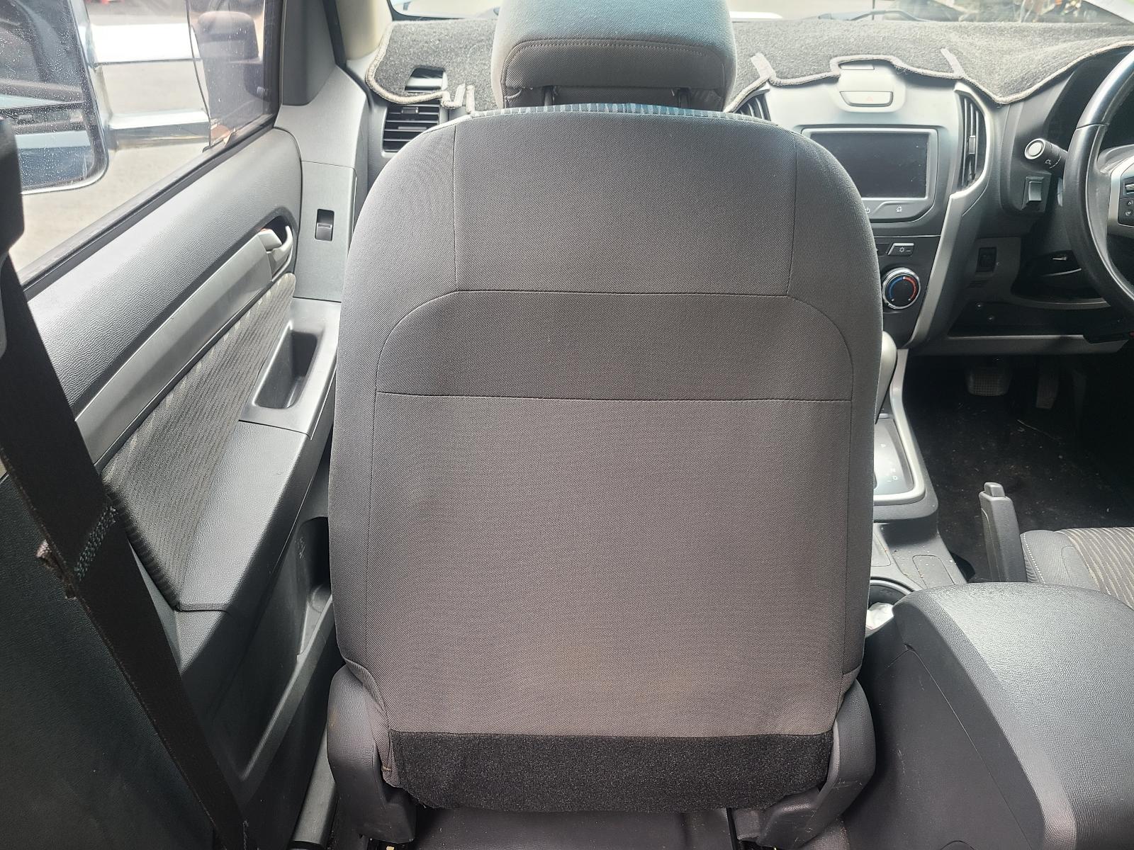 View Holden Colorado 2013  