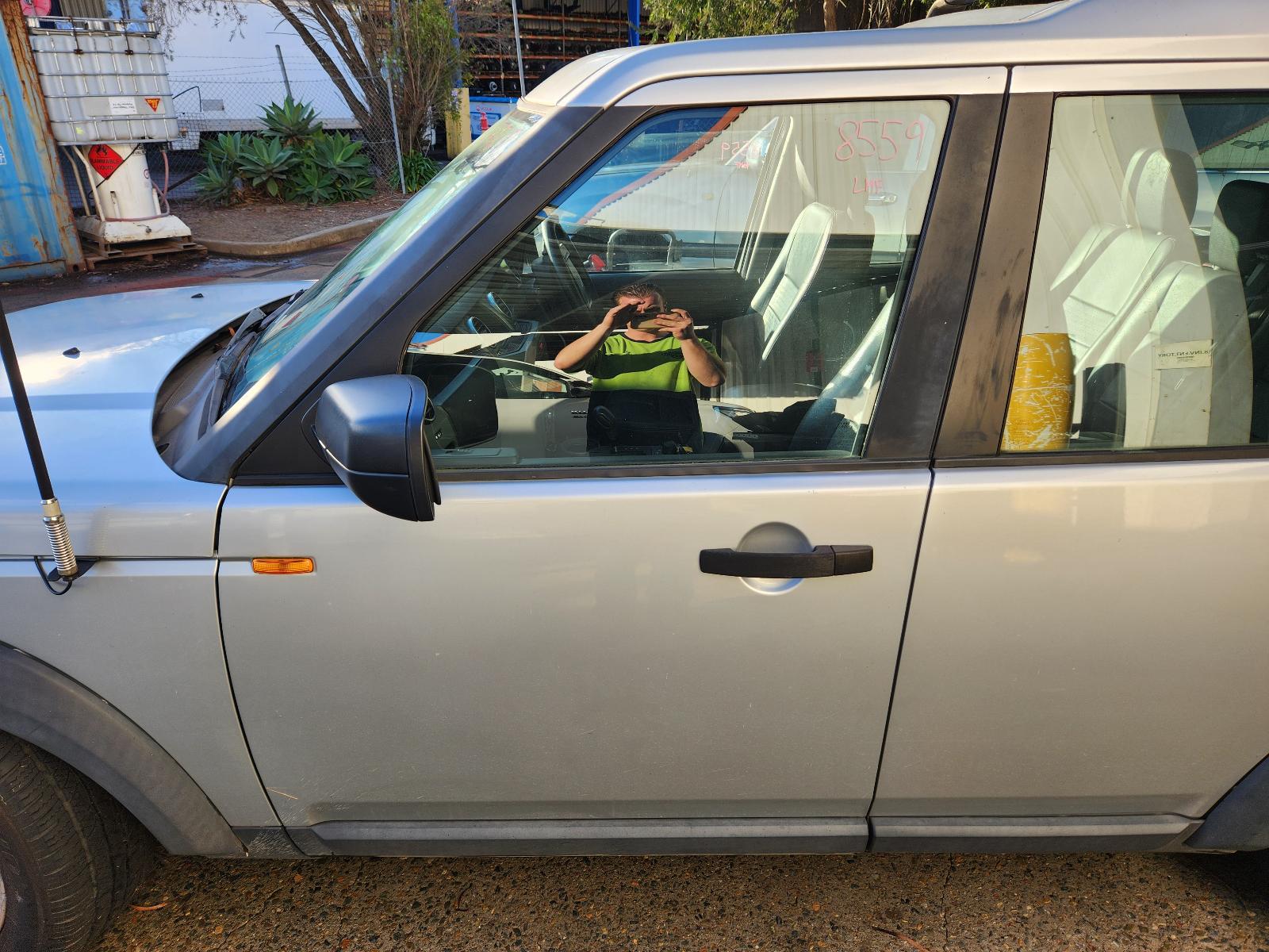 Land Rover Discovery 2007 4 Door Station Wagon View Land Rover Discovery 2007 4 Door Station Wagon