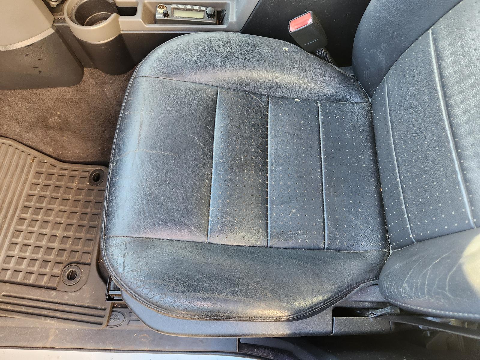 Land Rover Discovery 2007 4 Door Station Wagon View Land Rover Discovery 2007 4 Door Station Wagon