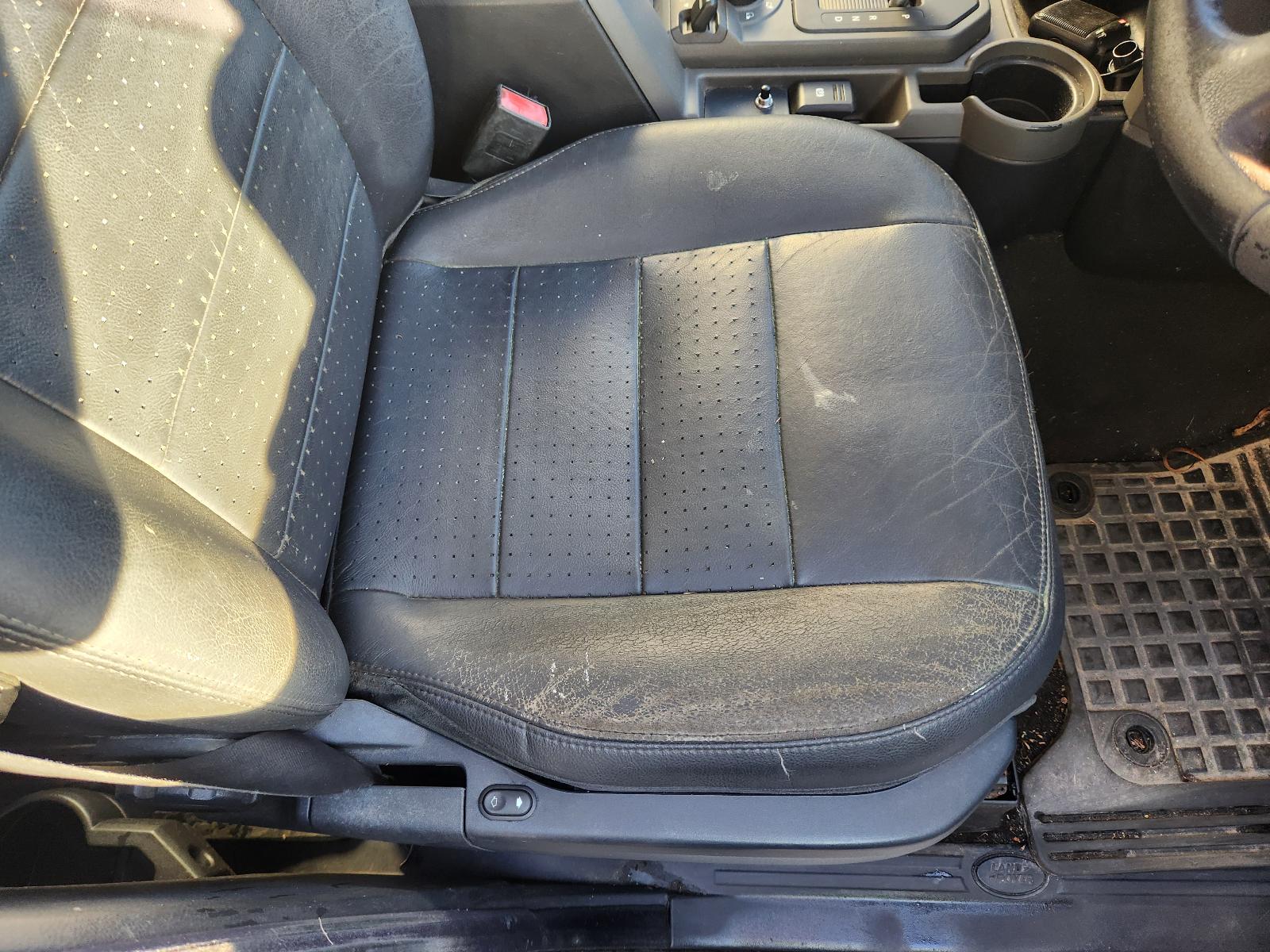 Land Rover Discovery 2007 4 Door Station Wagon View Land Rover Discovery 2007 4 Door Station Wagon