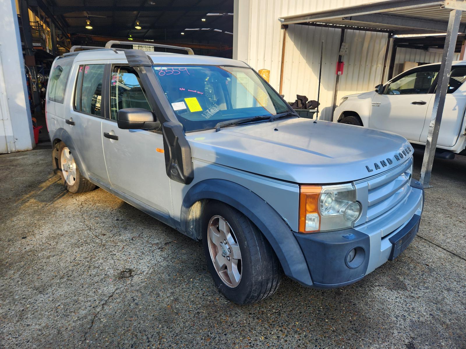 Land Rover Discovery 2007 4 Door Station Wagon View Land Rover Discovery 2007 4 Door Station Wagon