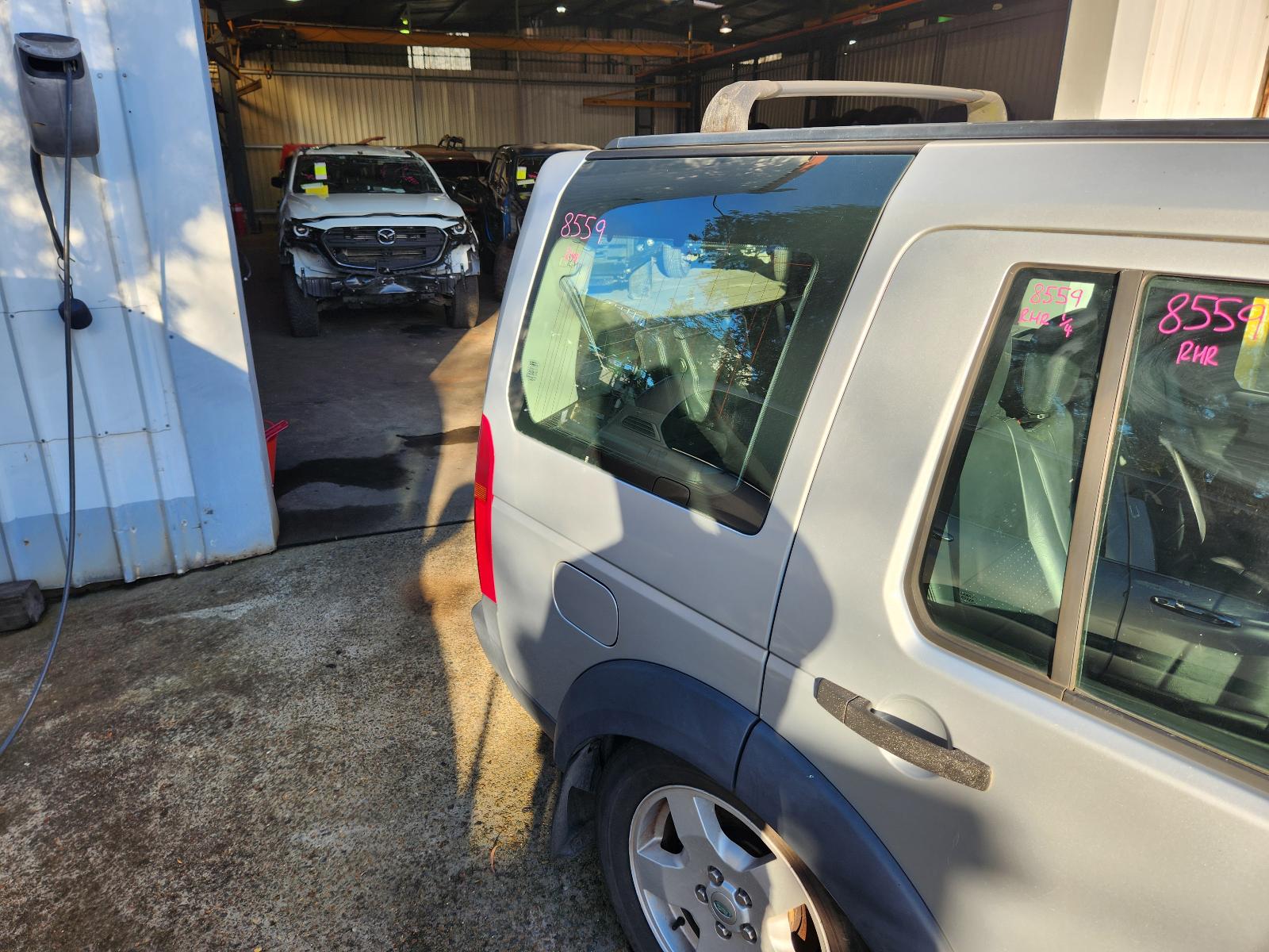 Land Rover Discovery 2007 4 Door Station Wagon View Land Rover Discovery 2007 4 Door Station Wagon
