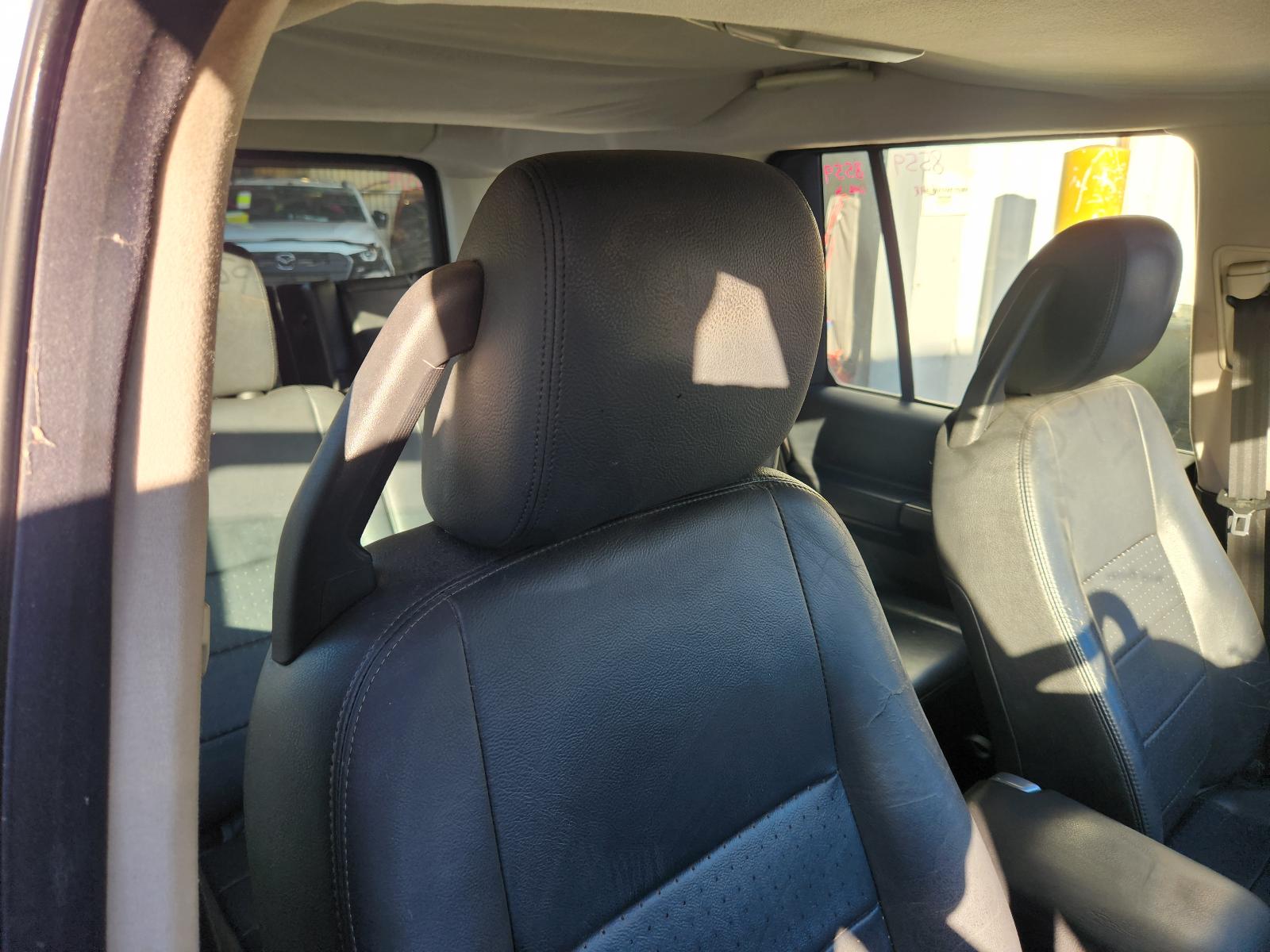 Land Rover Discovery 2007 4 Door Station Wagon View Land Rover Discovery 2007 4 Door Station Wagon