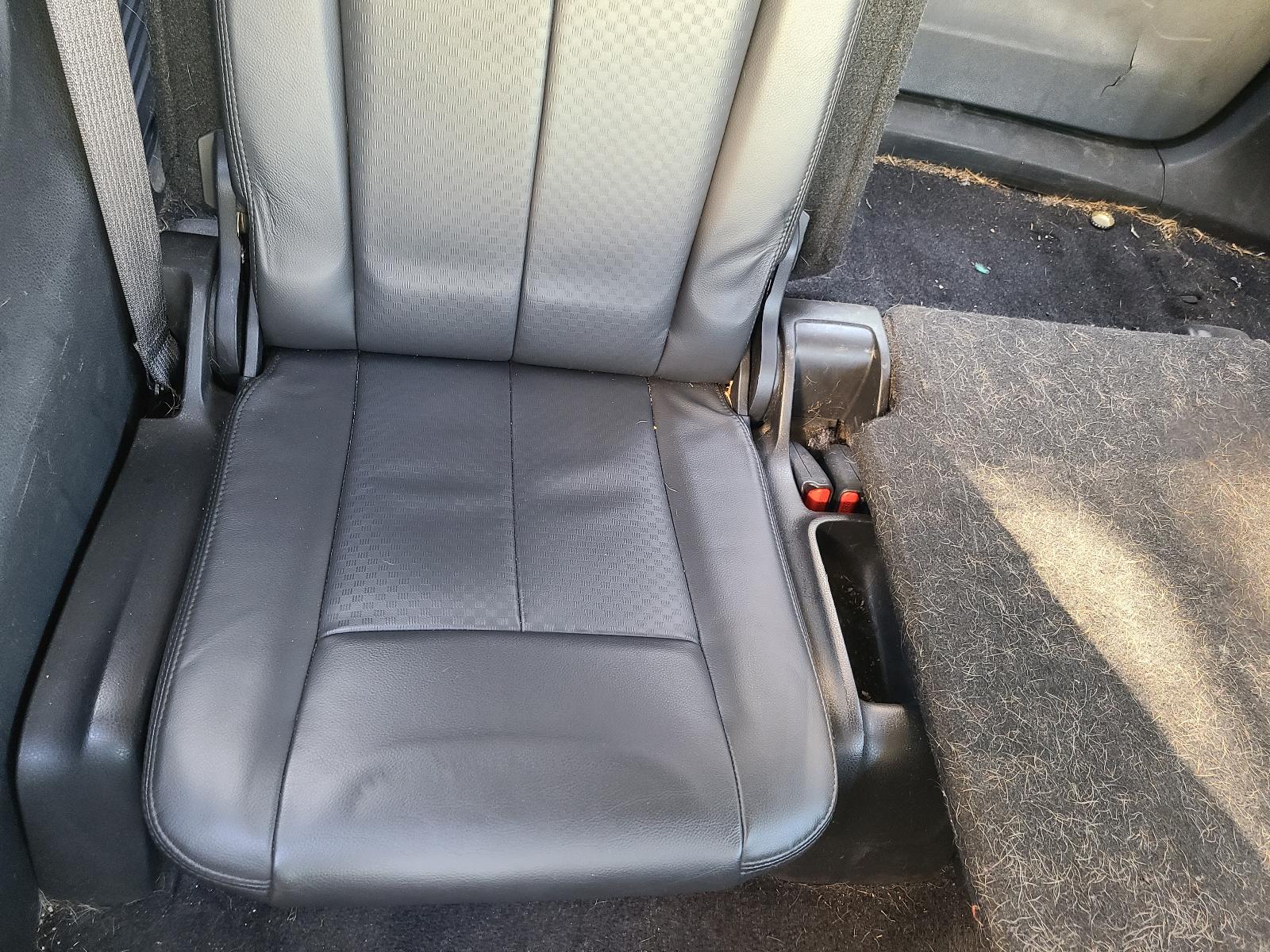 View Isuzu Mu-x 2014 4 Door Station Wagon