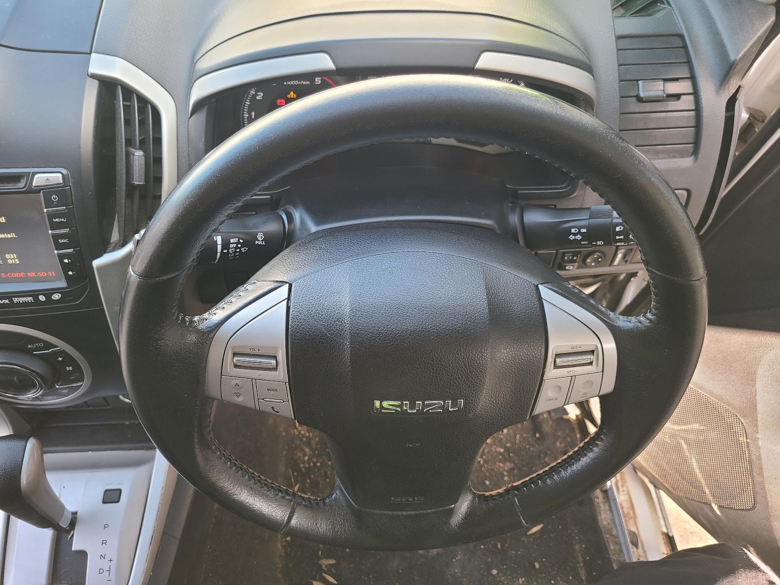 View Isuzu Mu-x 2014 4 Door Station Wagon