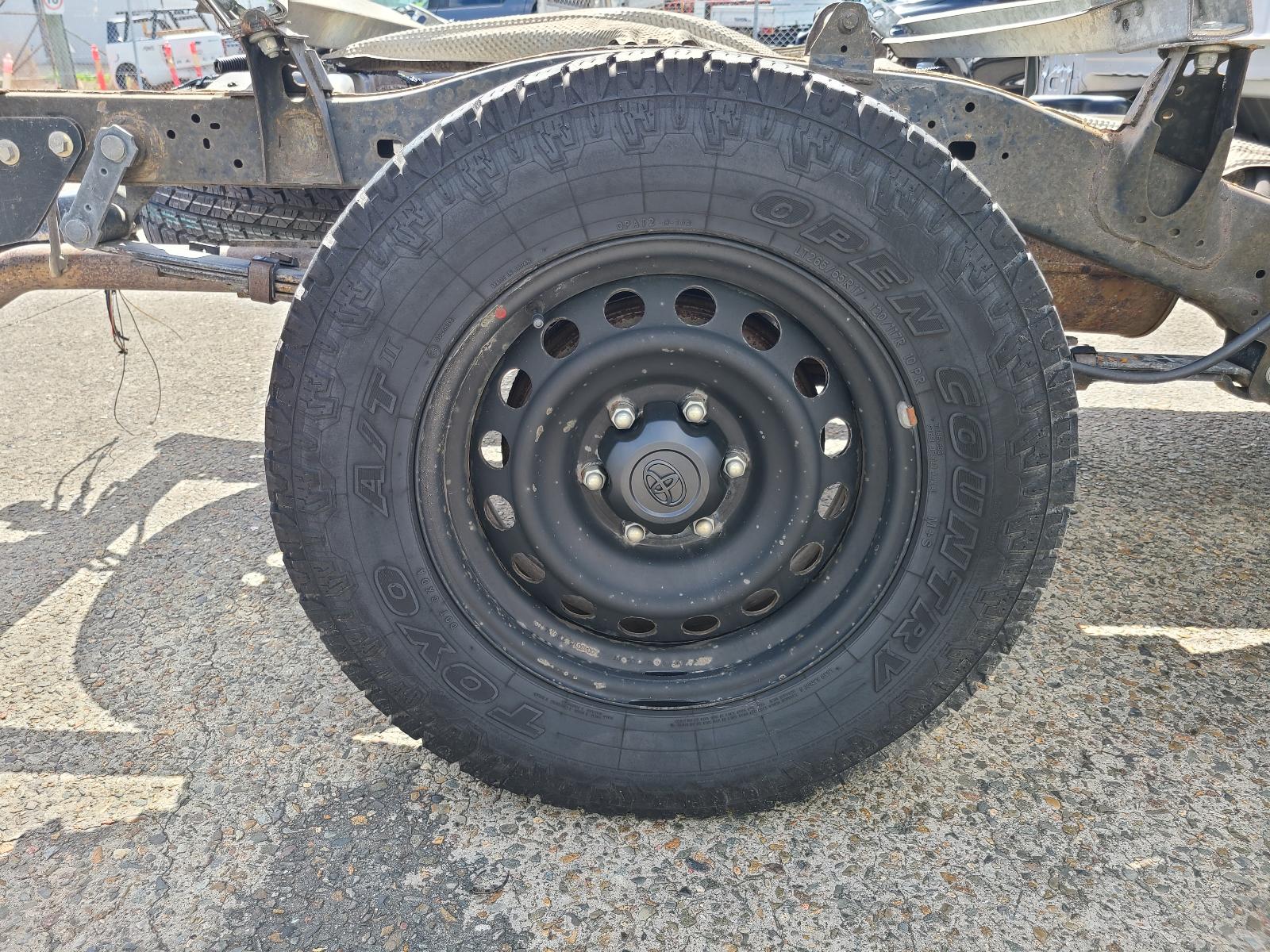 View Toyota Hilux 2016  